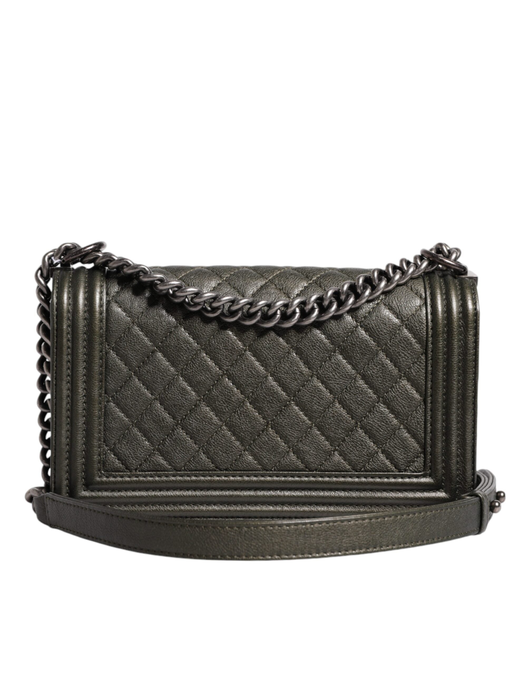 Chanel Dunkelgrüne Leder-Umhängetasche Graue Metall-Geldbörse Tasche