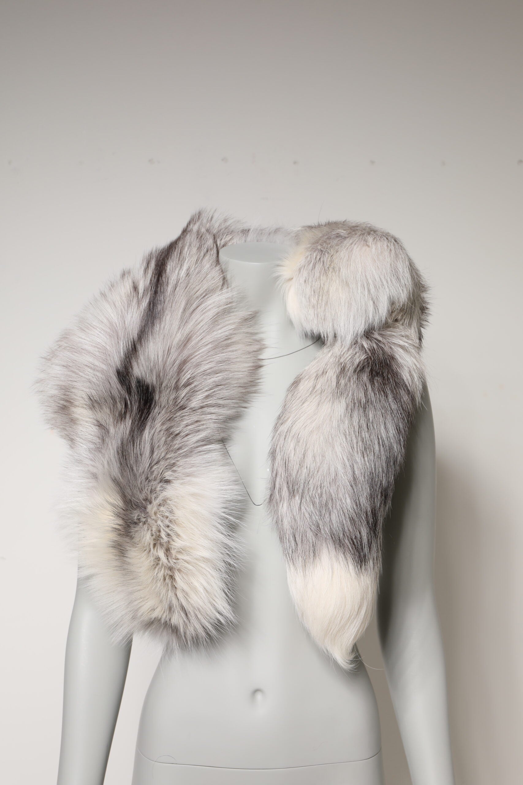 Dolce & Gabbana Weißer Fuchs Pelz Hals Wrap Warmer Winterschal