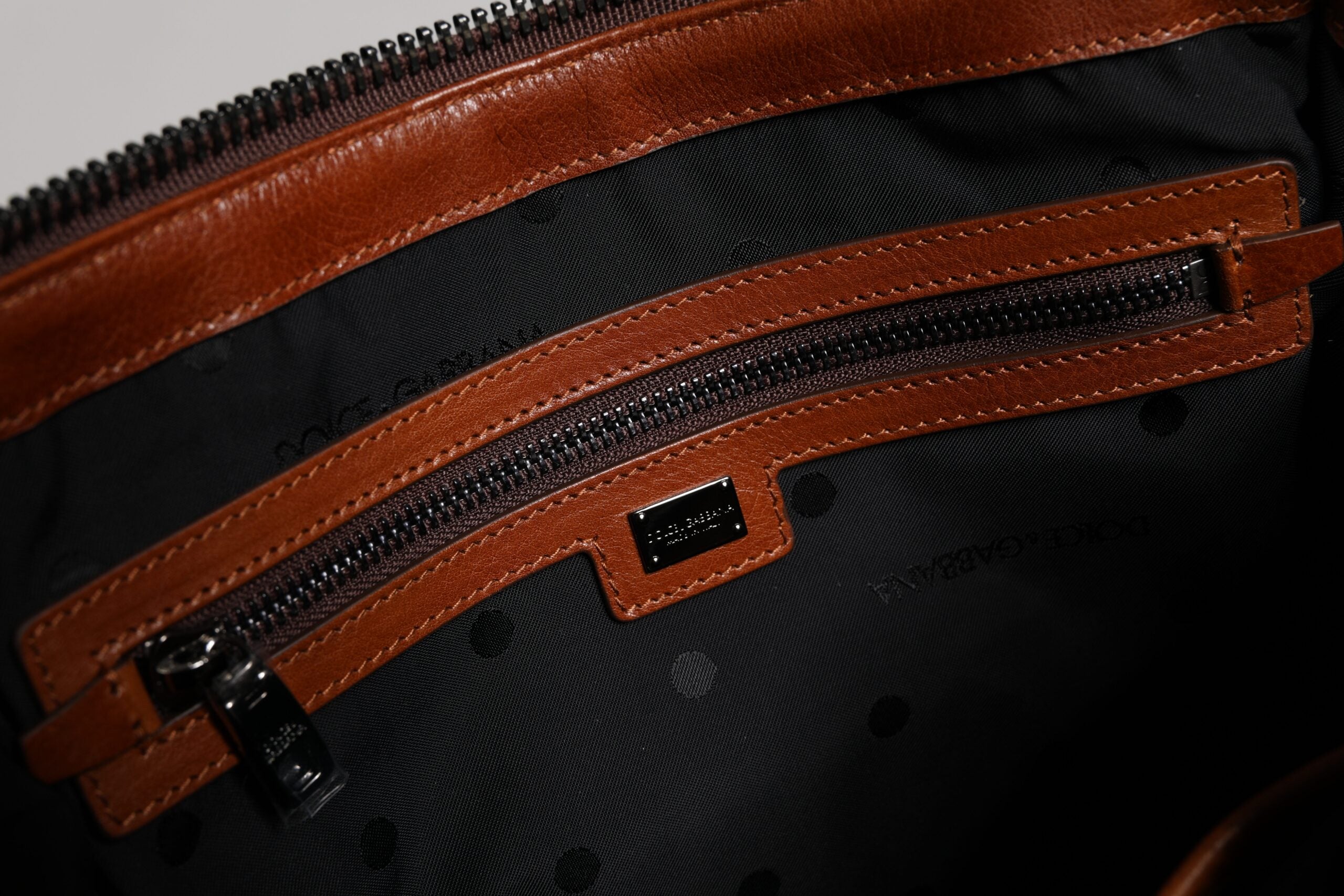 Dolce & Gabbana Beige Braun Baumwolle Leder Duffle Umhängetasche